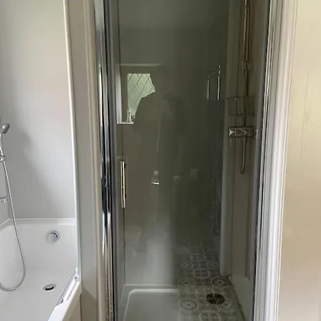 Award Winning Pet Friendly Paddock * ويتبي