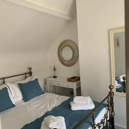 Award Winning Pet Friendly Paddock בית נופש וויטבי